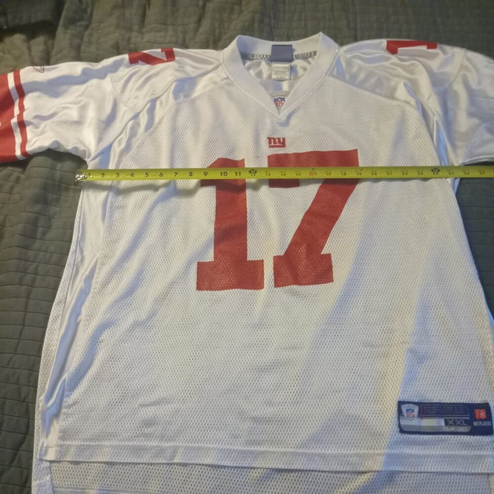 Giants jersey and hat